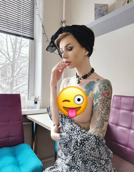 elenahug Nackt auf OnlyFans Leaks