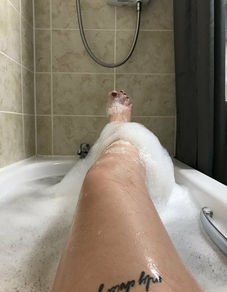 itsdollyxxx Brüste OnlyFans