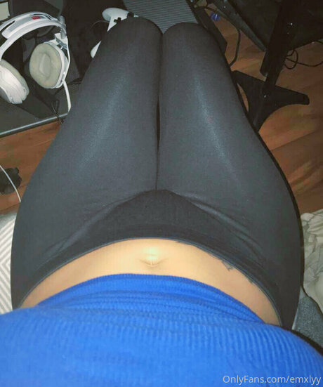 emxlyy OnlyFans geleakte Brüste