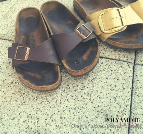 polyamorefeet OnlyFans Pornografie