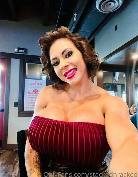 stackednracked OnlyFans Nacktbilder