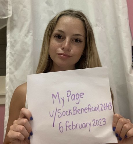 Sofia Semine Nacktbilder von OnlyFans geleakt