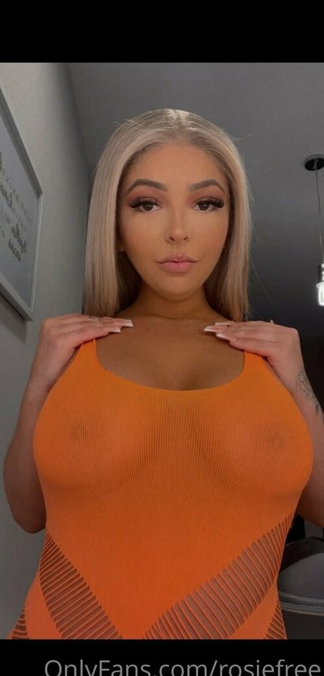rosiefree OnlyFans-Post