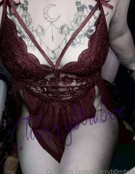 ch3rryb0mbxx Nacktbilder OnlyFans Geleakt