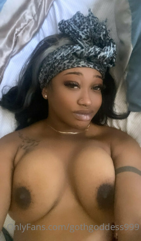 gothgoddess999 OnlyFans Leaks