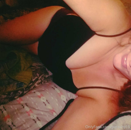 parashy15 OnlyFans-Inhalte