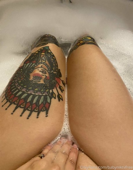 babyarwentvfree Nackt auf OnlyFans Leaks