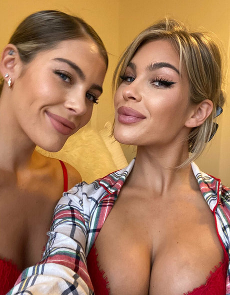 cacitwins Porn OnlyFans Leaks