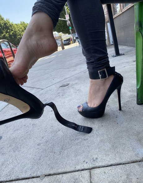 Serving Gaia OnlyFans