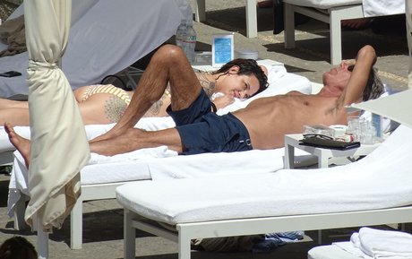 Asia Argento Auf OnlyFans