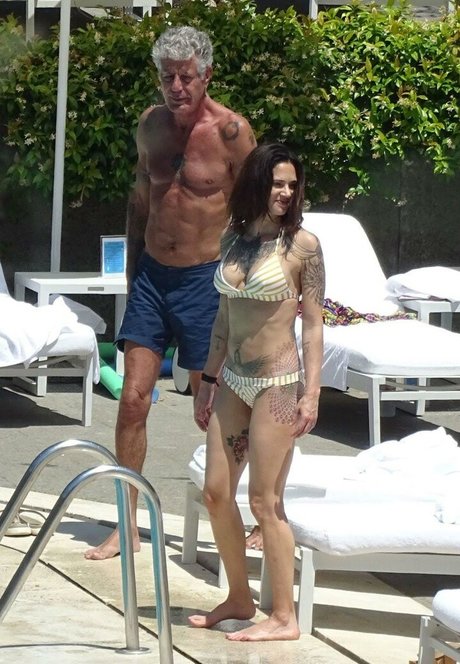 Asia Argento Oben ohne OnlyFans