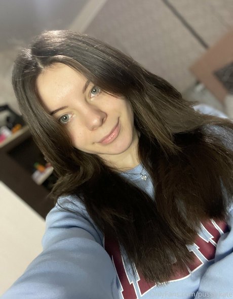 katewank OnlyFans Striptease