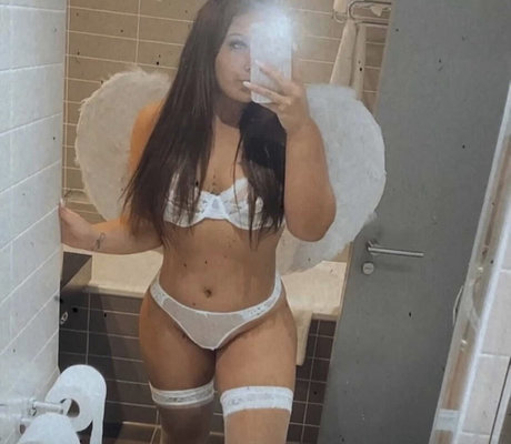 Littlemissblond OnlyFans Pornografie