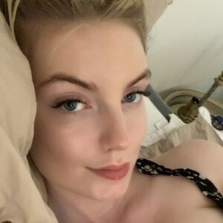 Matildanovajm OnlyFans nackt