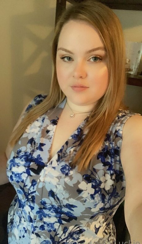 laylaluckie24 OnlyFans Archiv