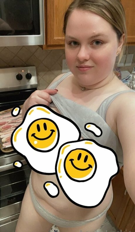 laylaluckie24 OnlyFans NSFW