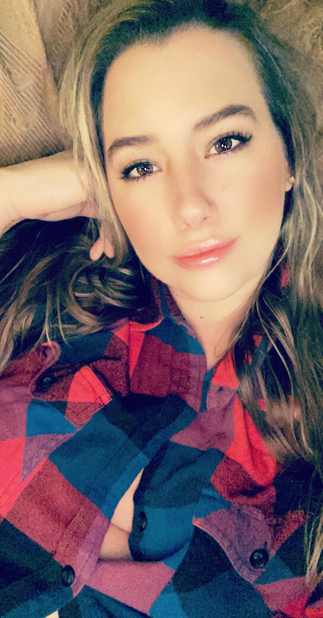 redvelvetxx OnlyFans-Leak