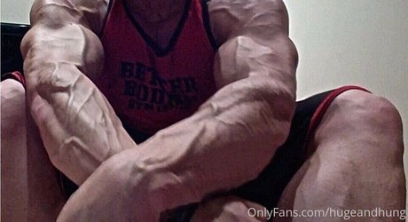 hugeandhung OnlyFans Bilder nackt