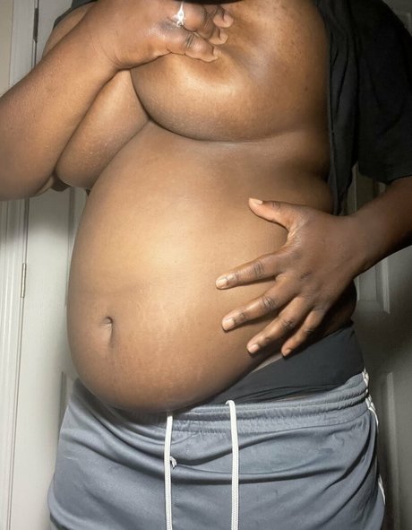 izzy back again OnlyFans Mega