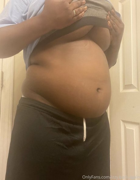 izzy back again OnlyFans Arsch Leak