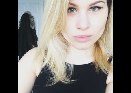 Honey And Sulphur OnlyFans gratis