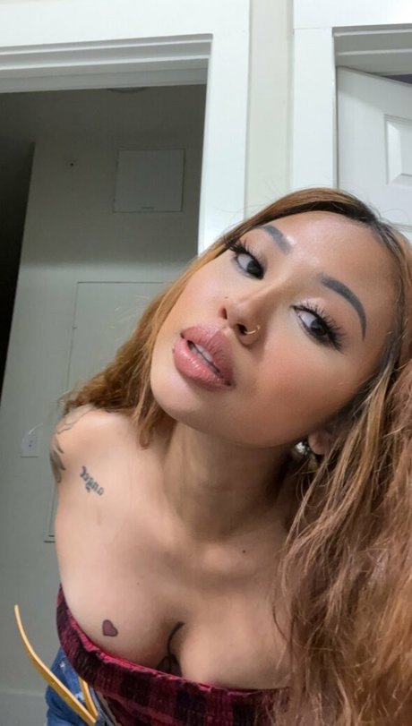 Cherrymve NurlyFans-Pornos