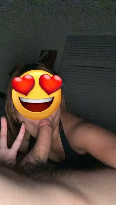 Cherrymve OnlyFans-Post