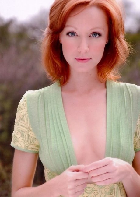 Lindy Booth OnlyFans Lesbisch