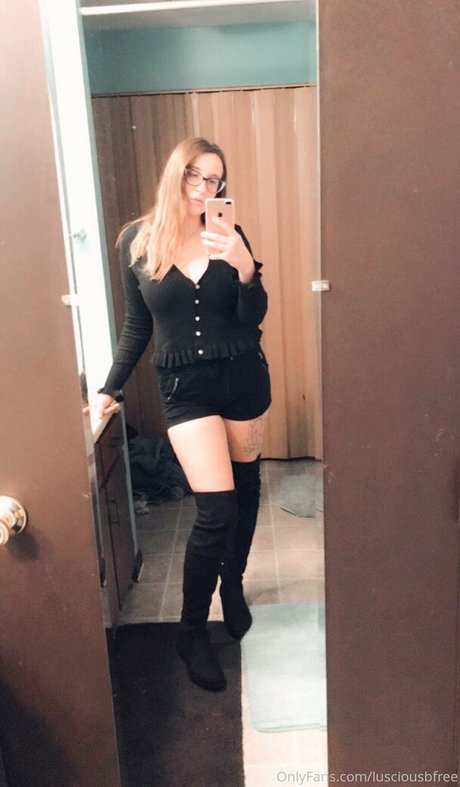 rosalinafree OnlyFans Lesbisch