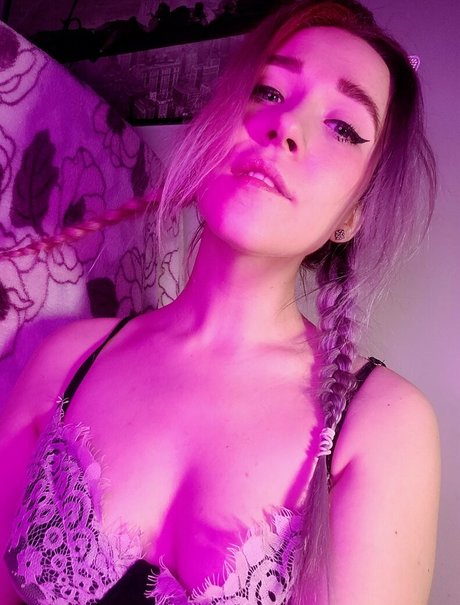 enicat Neue geleakte OnlyFans-Inhalte