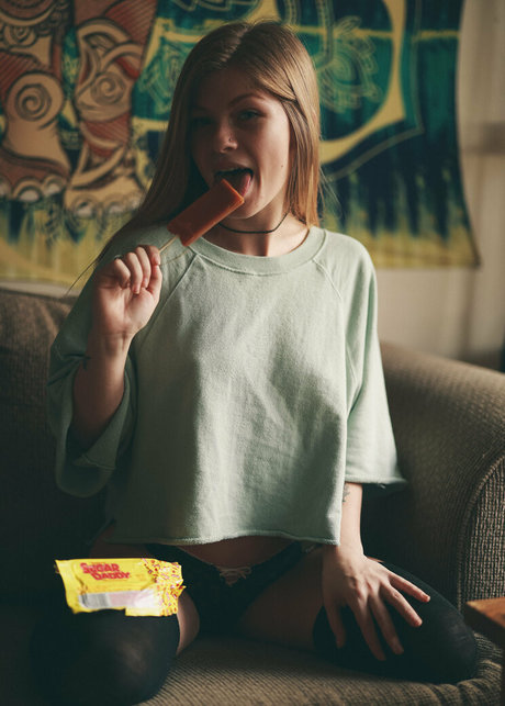 cumtodemmifree Leaked OnlyFans Sextape