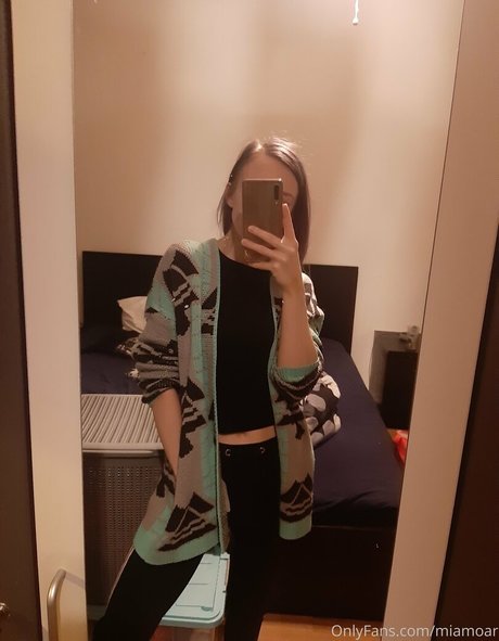 miamoar Nacktbilder auf OnlyFans