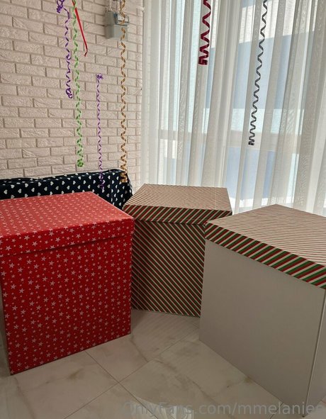 mmelaniee OnlyFans Bilder