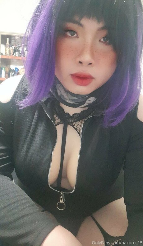 hakuru 15 OnlyFans