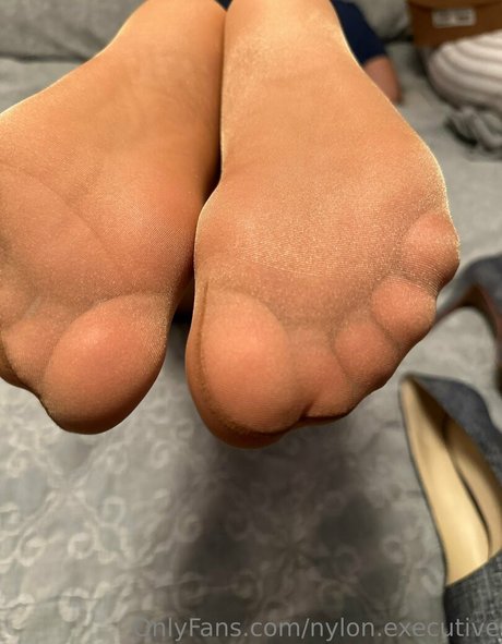 nylon executive OnlyFans Sex Leak