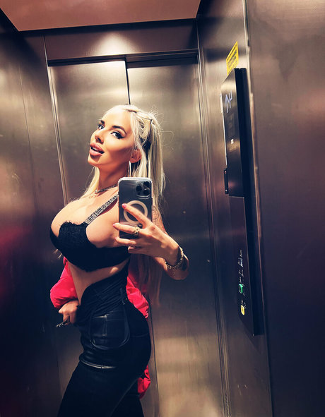 yannaluxfree XXX OnlyFans