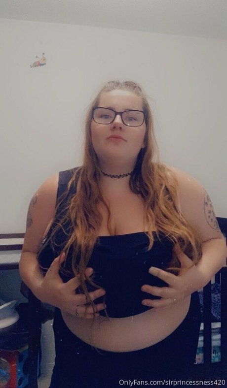 sirprincessness420 OnlyFans geleakt.