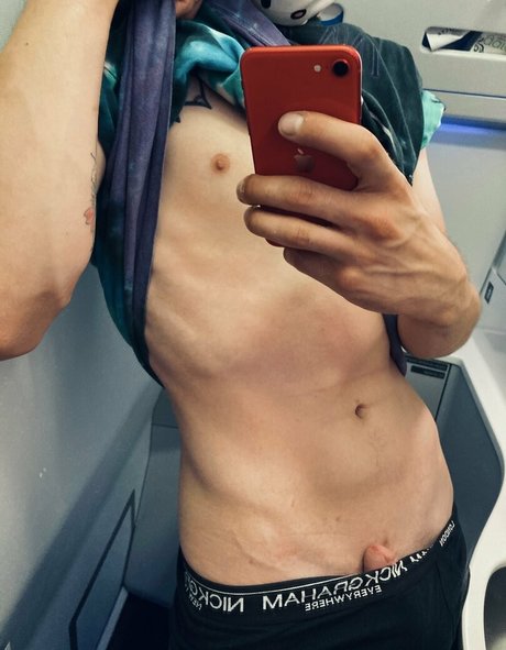 chrisoflyng Auf OnlyFans