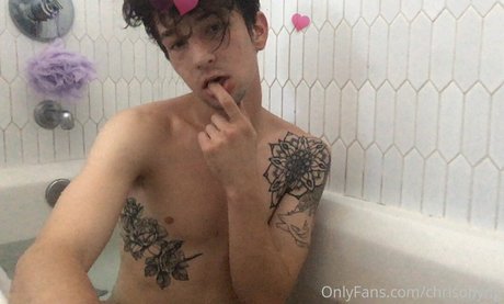 chrisoflyng Leaks von OnlyFans