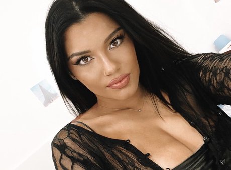 Hannah M OnlyFans nackt