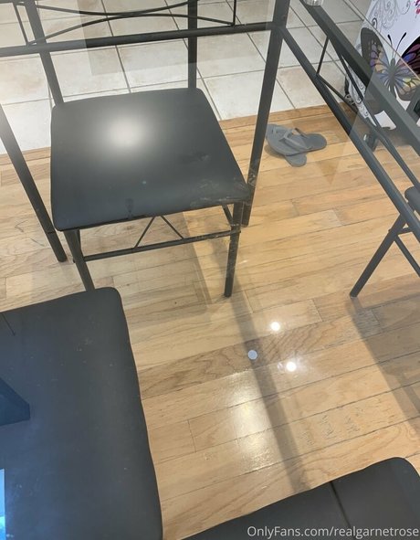 realgarnetrose XXX OnlyFans