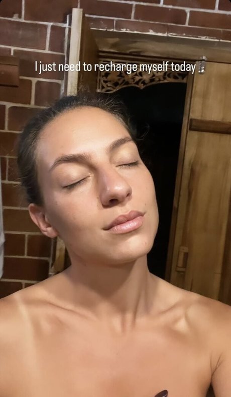 Ariel Kahana Leaked OnlyFans Bilder