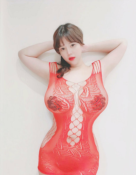 Picweiwei XXX Leak OnlyFans