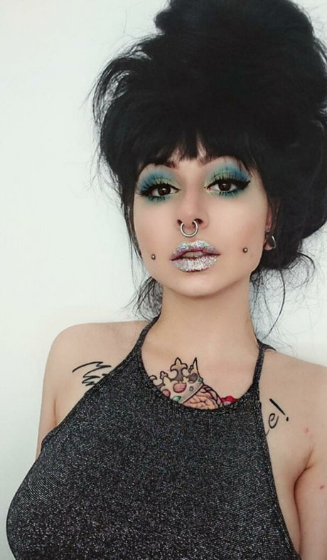 Zainab Nacktbilder von OnlyFans