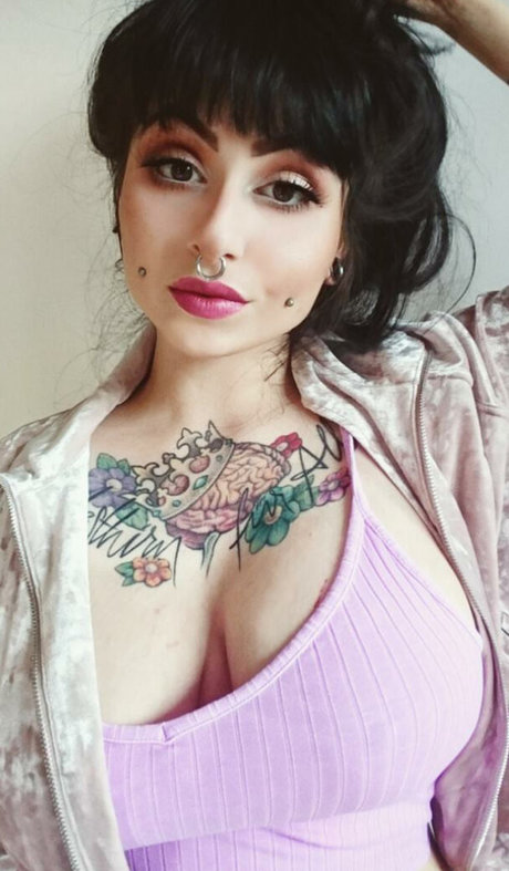 Zainab OnlyFans Inhalte