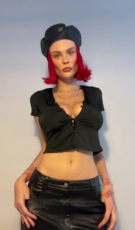 Alex Elizabeth Ljadov OnlyFans