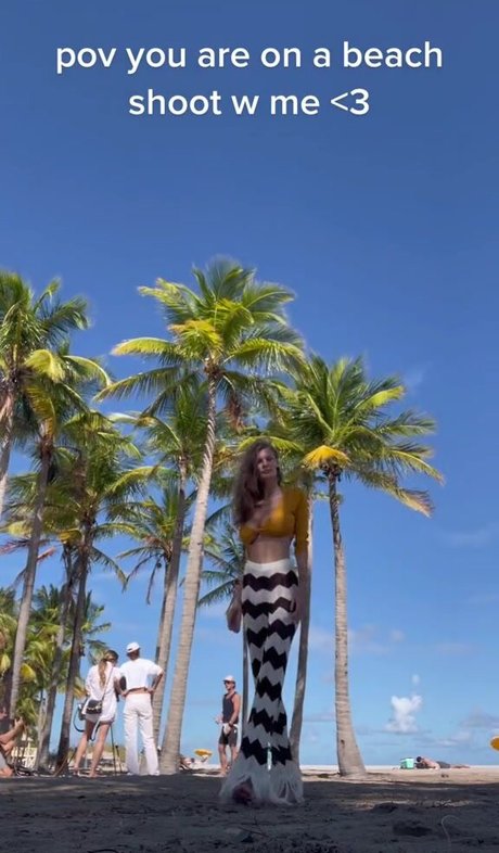 Alex Elizabeth Ljadov Heiße OnlyFans Inhalte