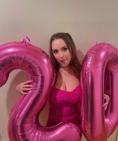 maeganrayy Oben ohne OnlyFans