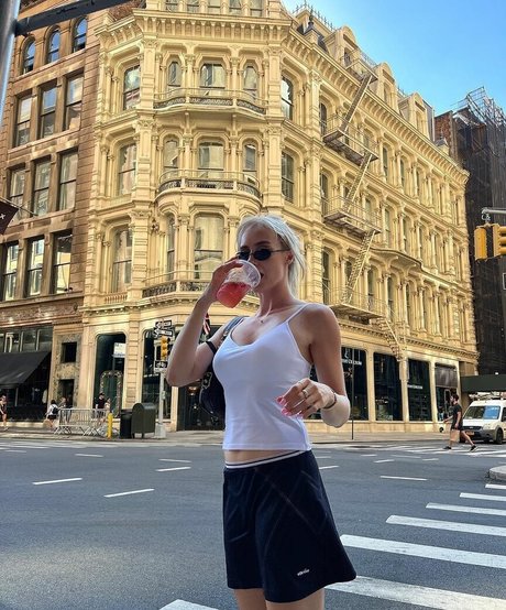 Rachael Nyhuus OnlyFans Beiträge