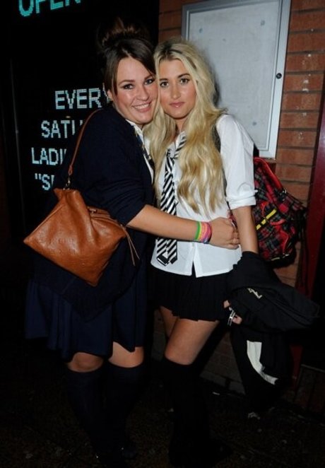 Charley Webb Nacktpornos auf OnlyFans